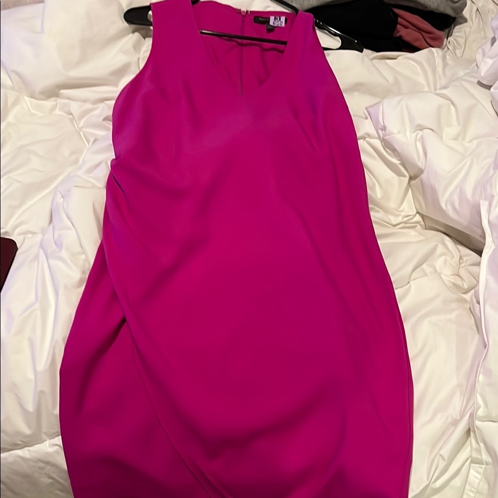 Elegant Pink Sleeveless Dress